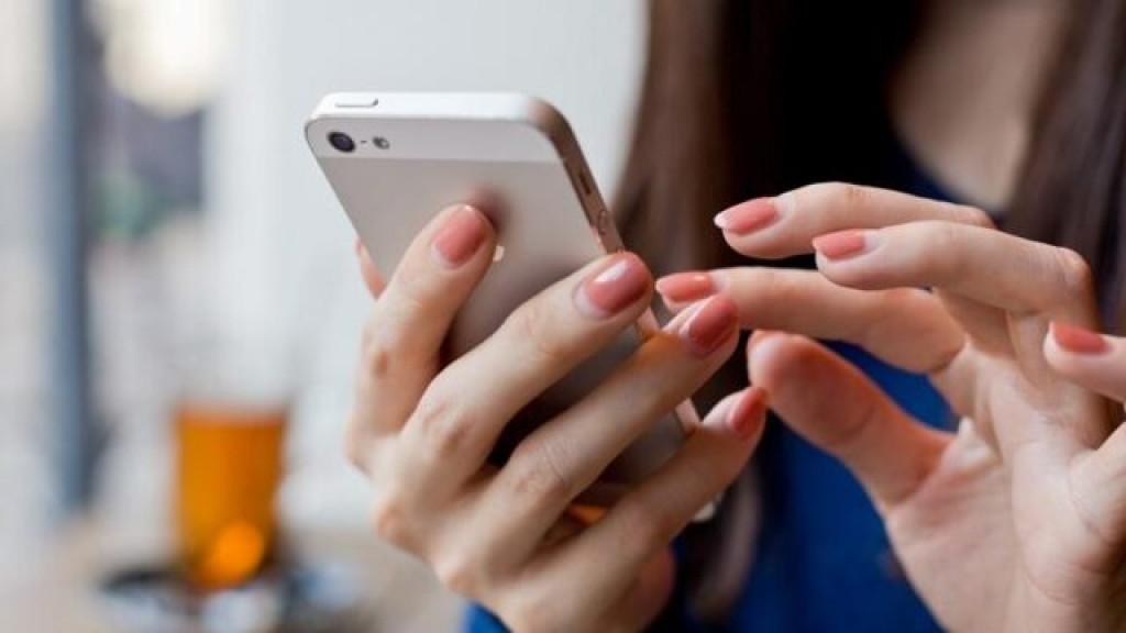 cara membersihkan sampah di hp iPhone